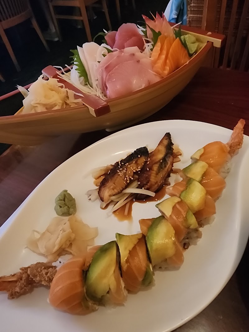 Mike's Sushi & Sake Bar photo 3
