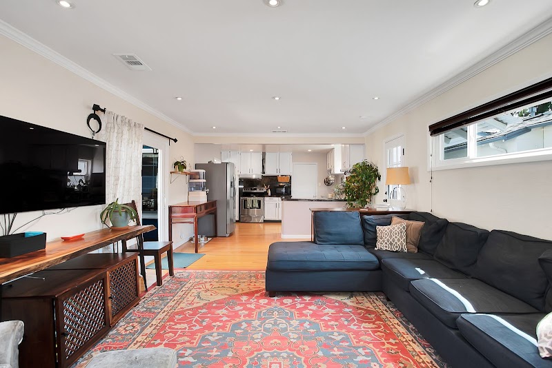 Photo of D and B Realty