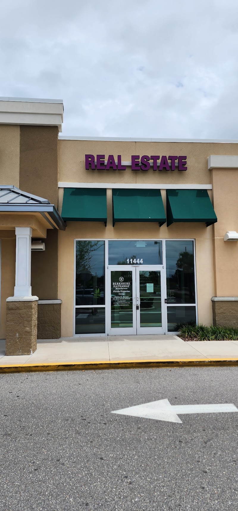 Berkshire Hathaway HomeServices Florida Properties Group - Riverview Office photo 2