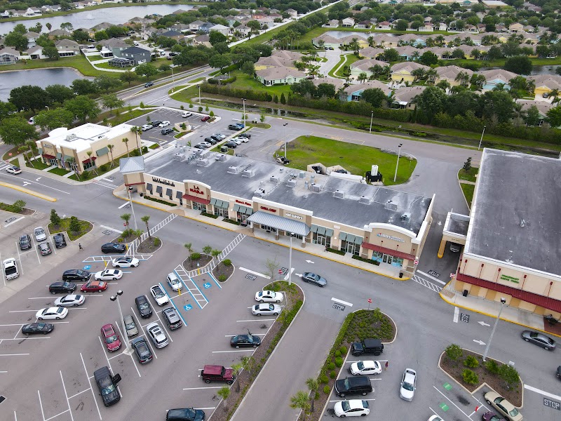 Berkshire Hathaway HomeServices Florida Properties Group - Riverview Office photo 3
