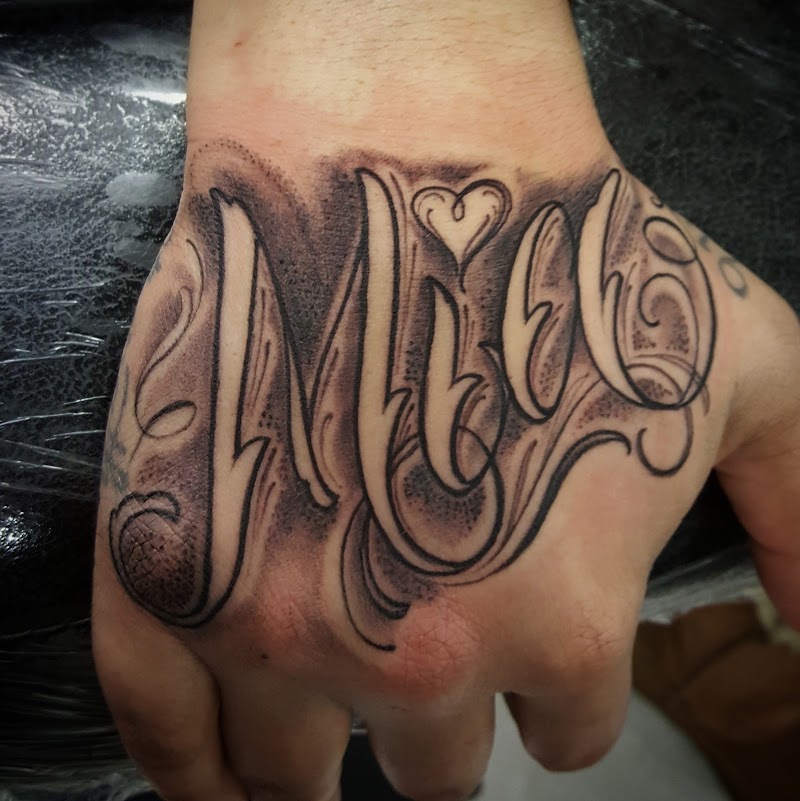 Twisted Illusions tattoos & piercings photo 3