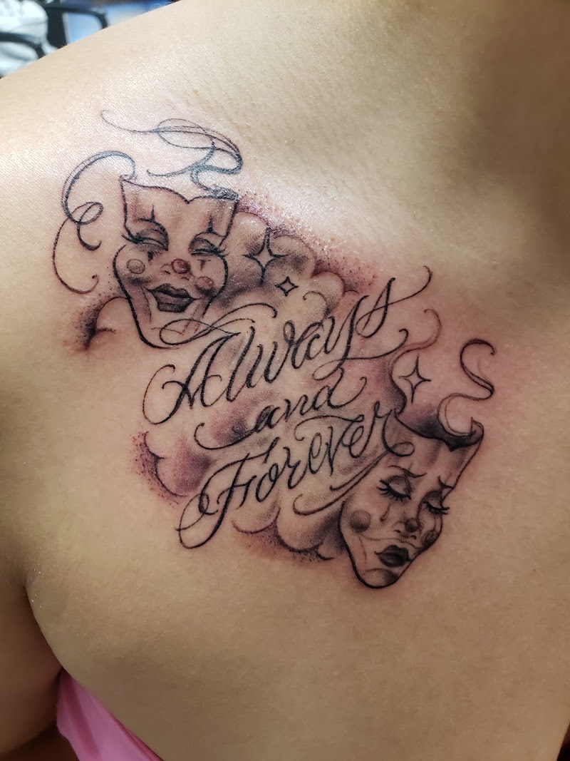 Photo of Twisted Illusions tattoos & piercings