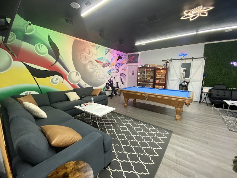 The Spot Smoke Shop and Kava Bar photo 5