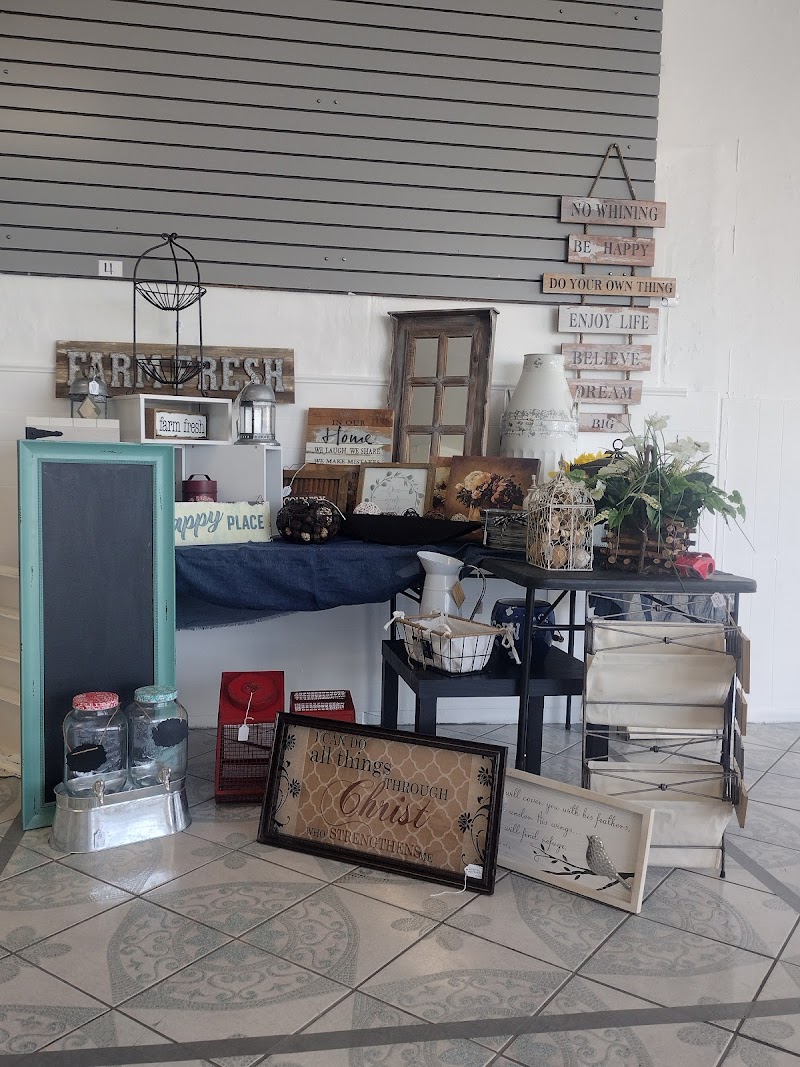 2nd Chance Indoor Flea Market photo 3