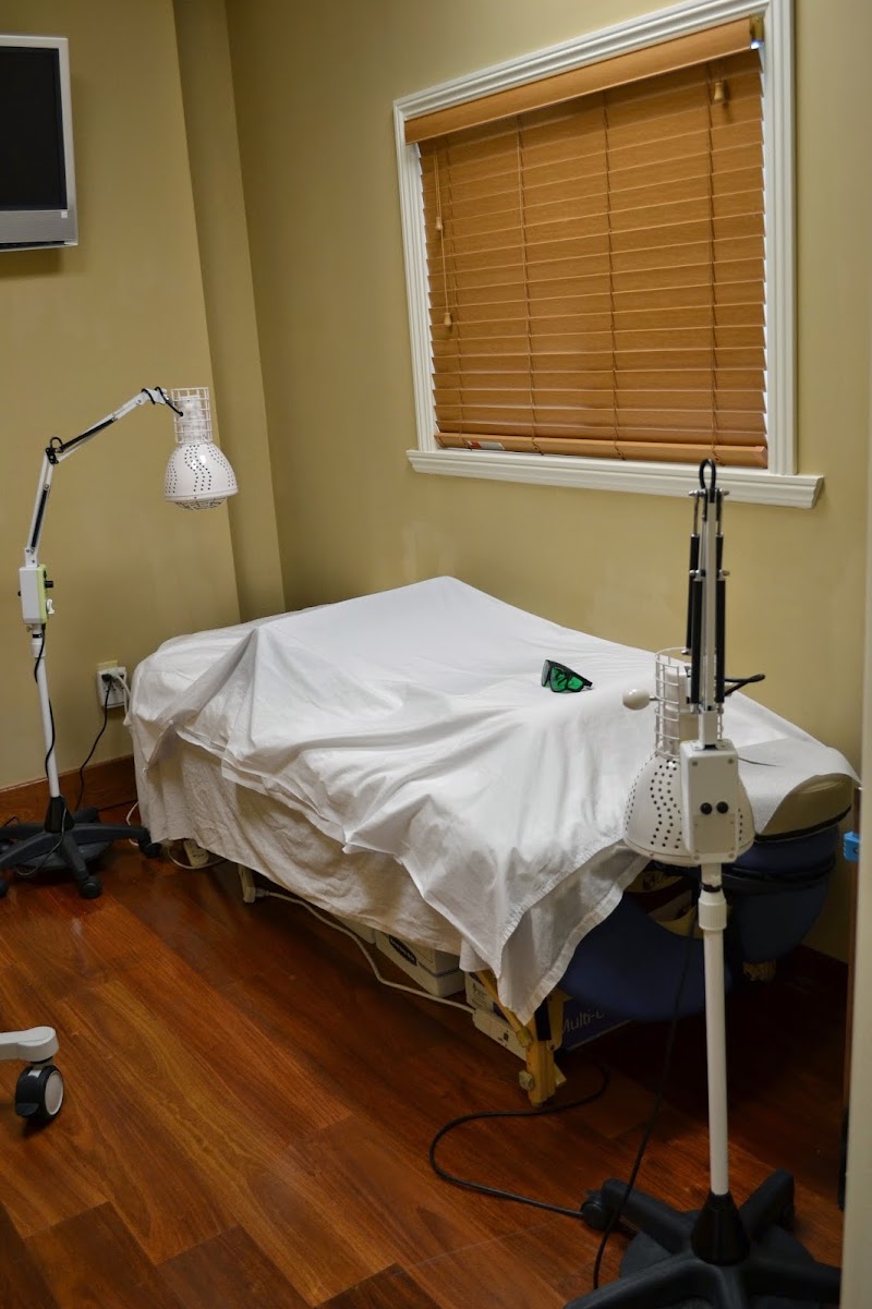 Sunshine Chiropractic Clinic photo 4
