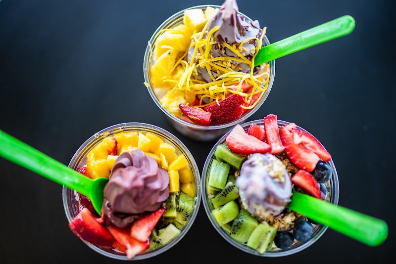 Berry Divine Acai Bowls photo 5