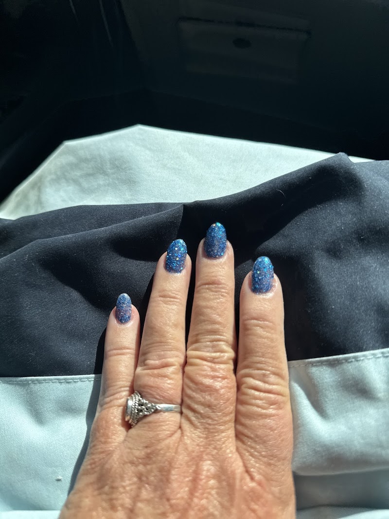 First Nails photo 3