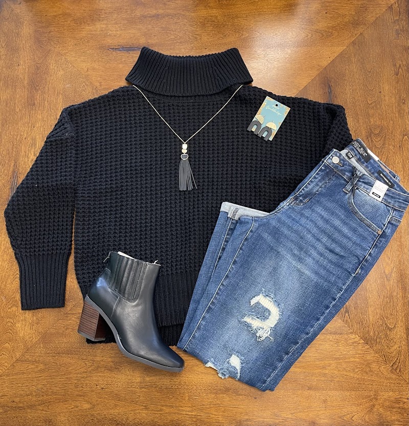 Grand Boutique Tan & Gifts photo 5
