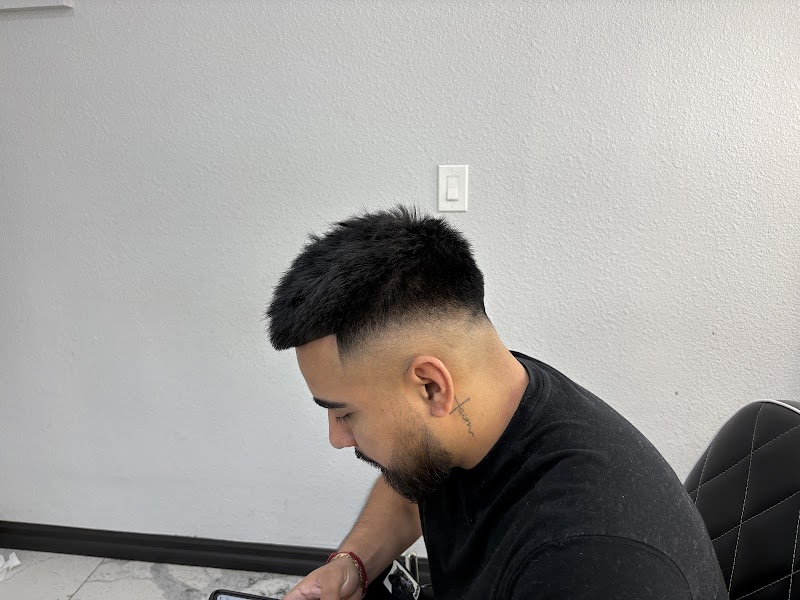 Ceezthabarber photo 5