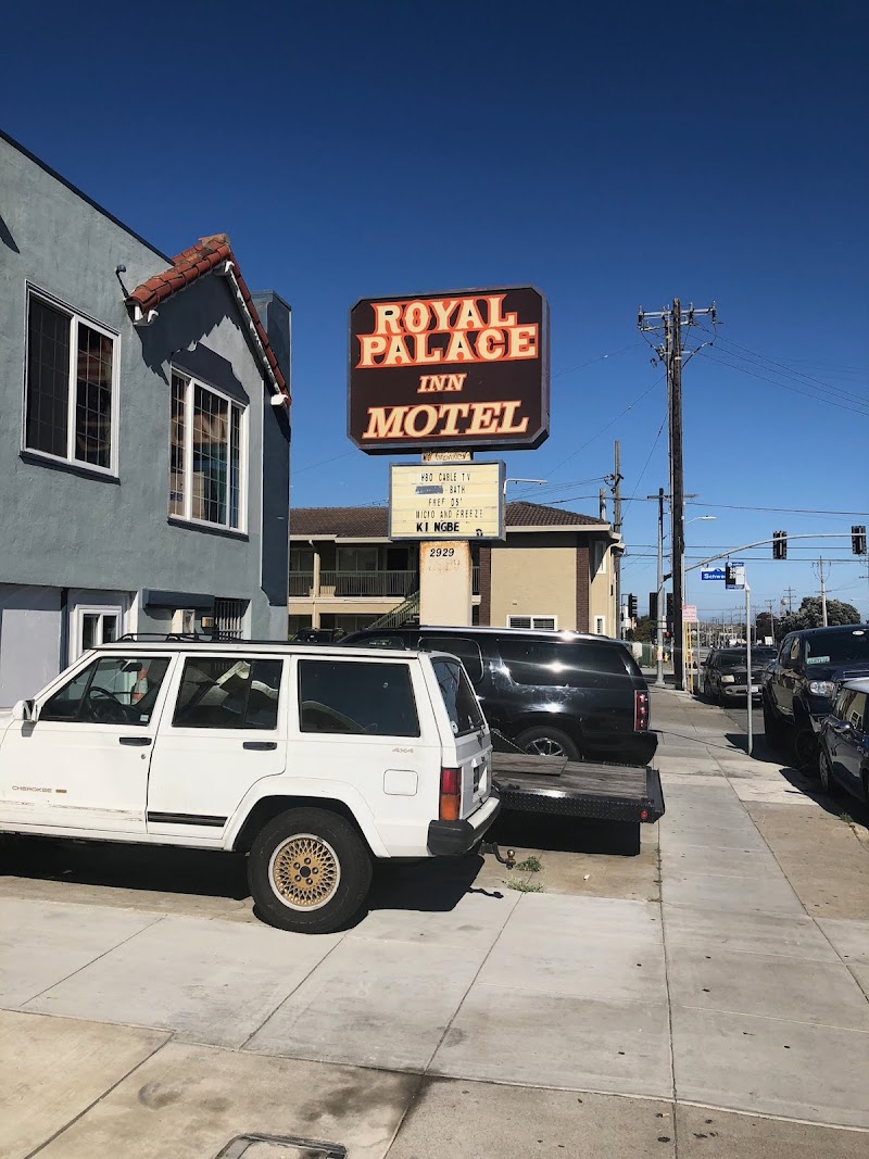 Royal Palace Inn photo 2