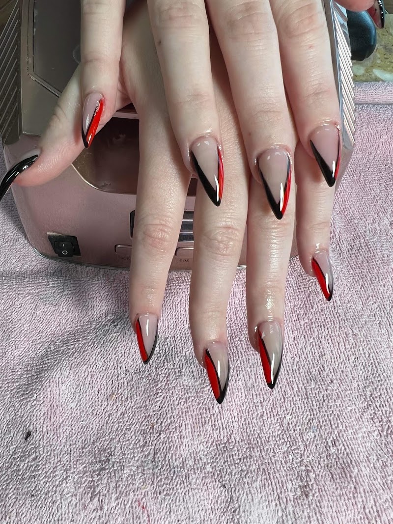 VQ Nails photo 5