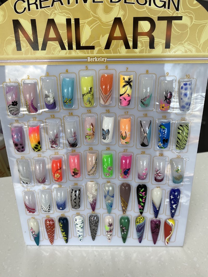 VQ Nails photo 3