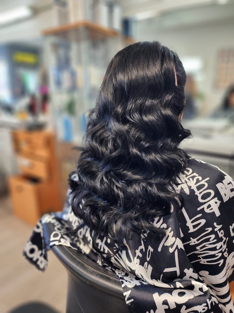 Las Camelinas Beauty Salon photo 4