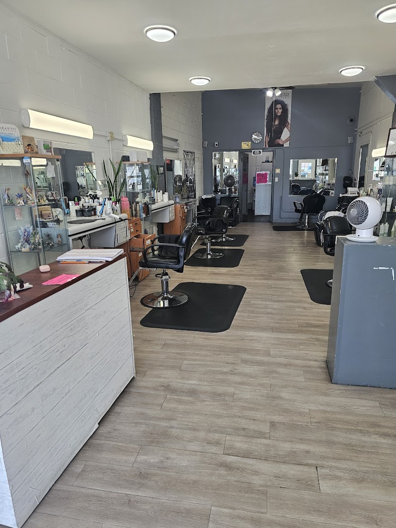 Las Camelinas Beauty Salon photo 2