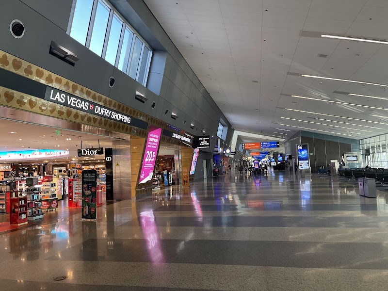 Harry Reid International Airport photo 3