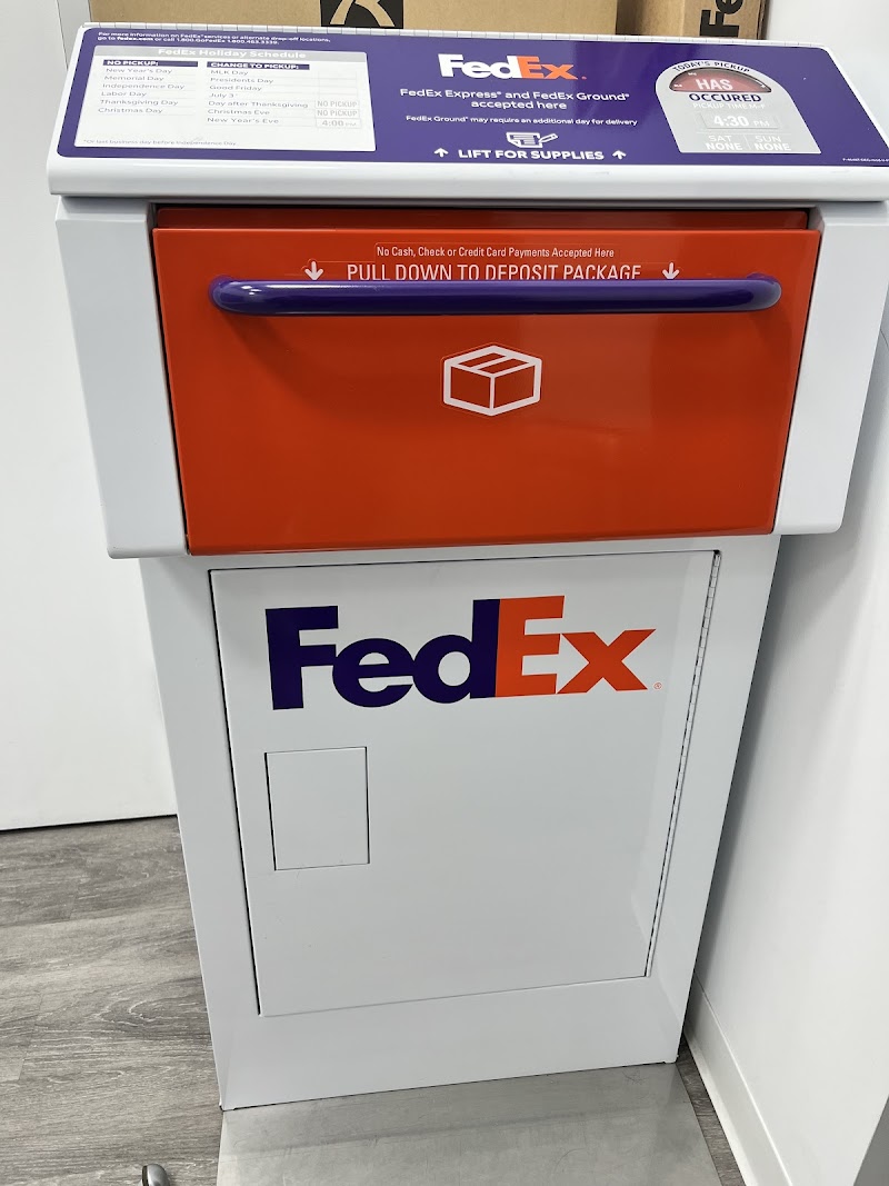 FedEx Drop Box photo 3
