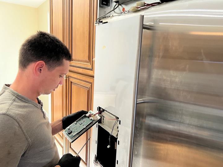 Photo of Appliance Repair Pros: Same-Day Service! Artur Company