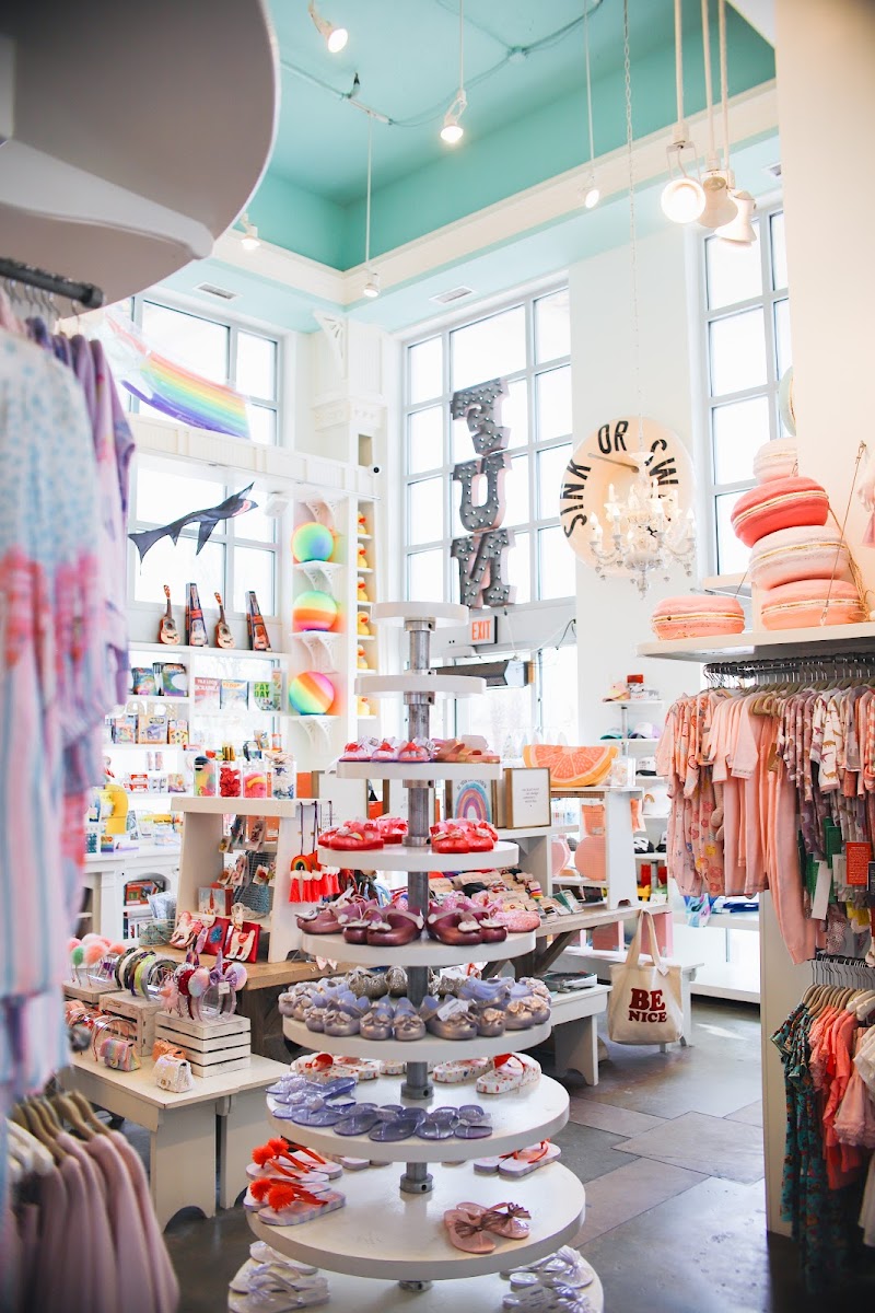 Duckies Shop of Fun photo 2