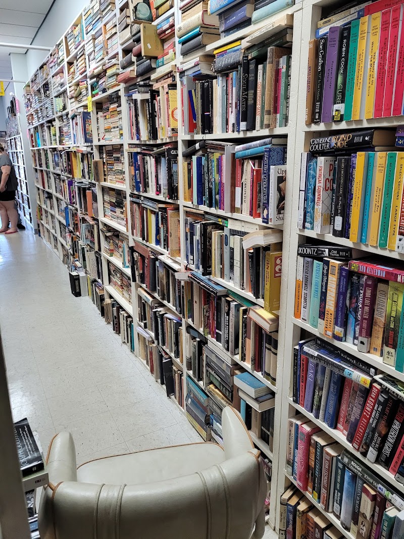 Paperback Exchange Bookstore photo 4