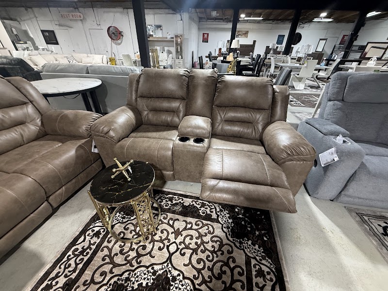 Max Furniture Outlet - Bradenton photo 3