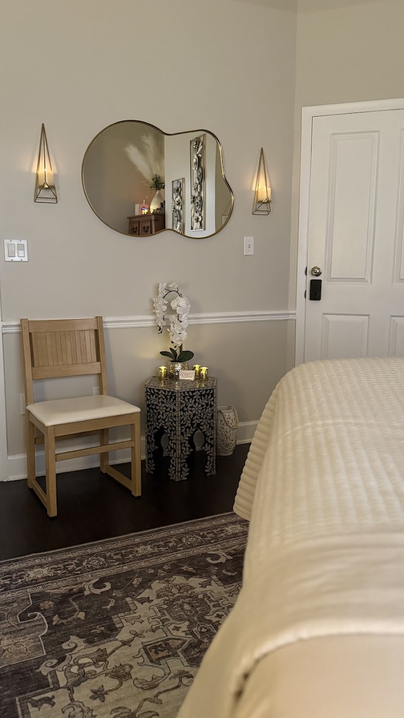 Massage and Glow Studio photo 2