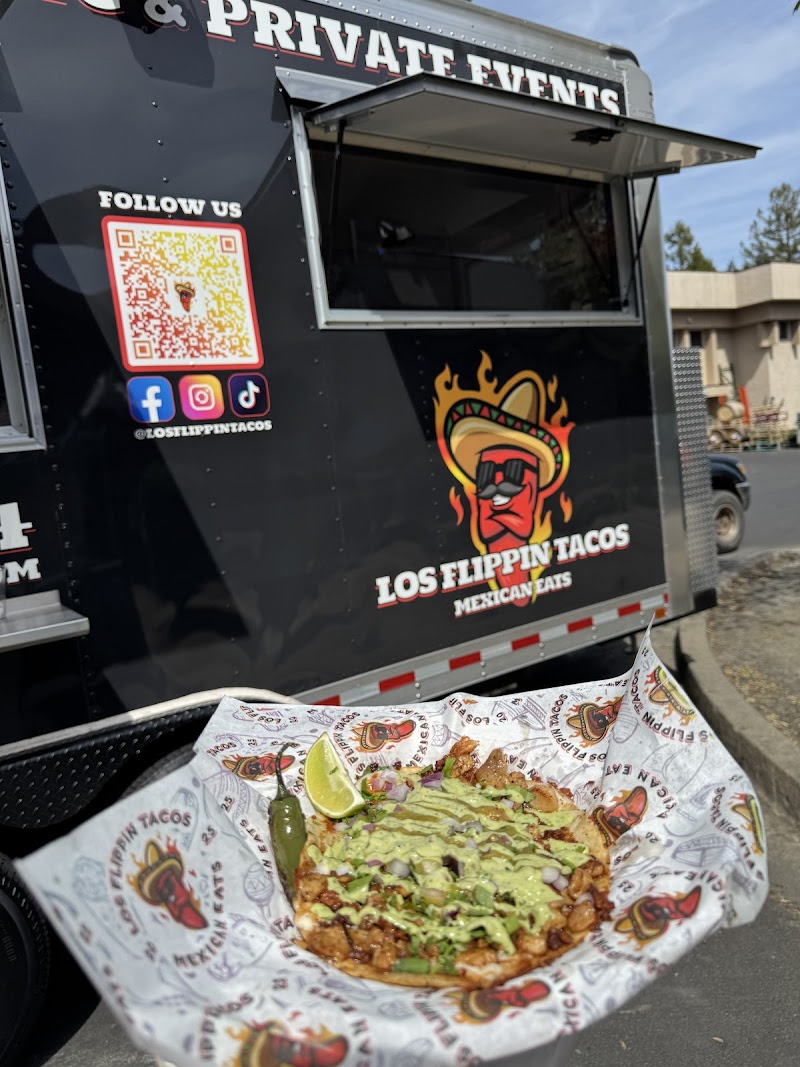 Los Flippin Tacos photo 2