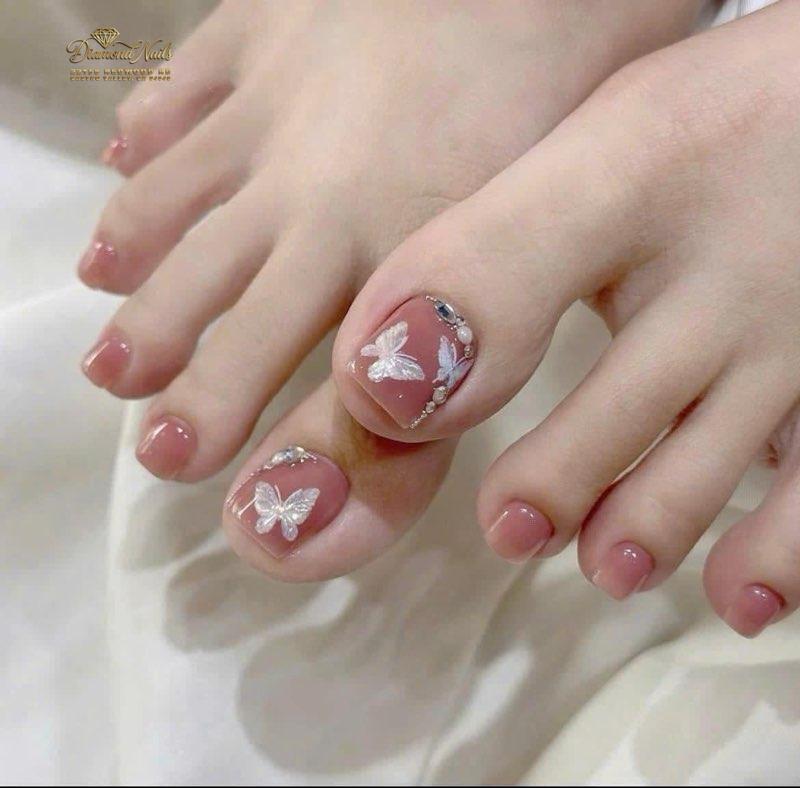 Diamond Nails photo 2