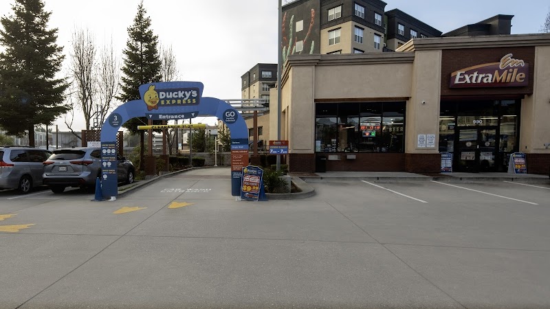 Ducky's Express @ Chevron Redwood City photo 2