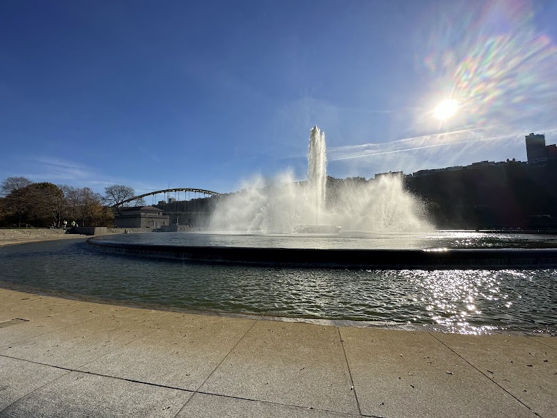 Point State Park Fountain photo 3