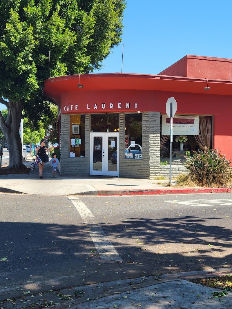 Cafe Laurent photo 4