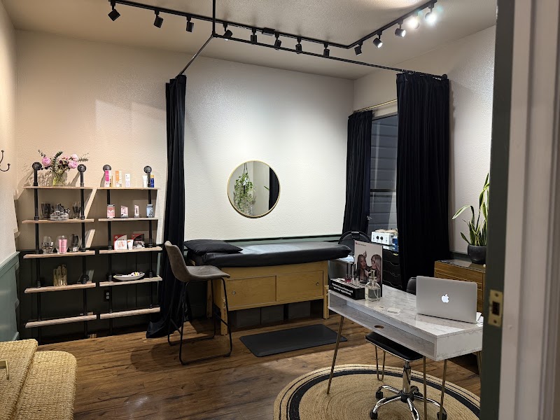Photo of Auri La Home & Beauty