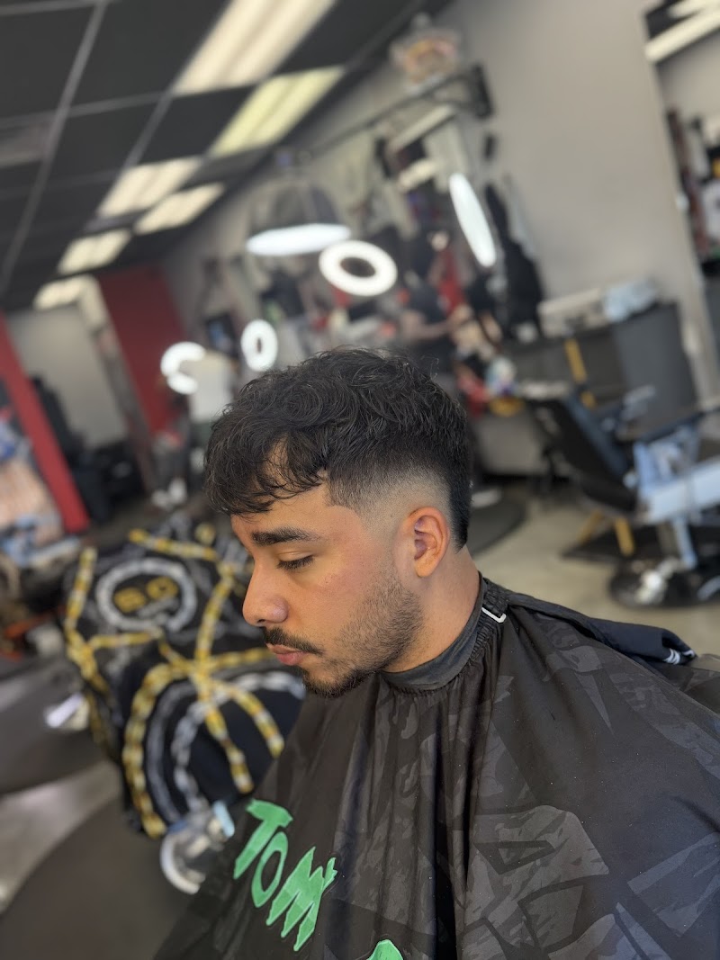 Nicolas Uribe | Independent Barber photo 5