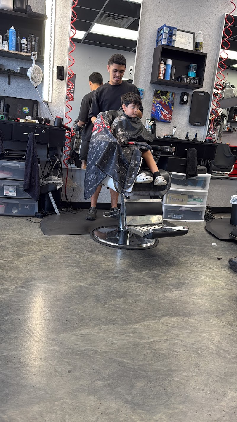 Nicolas Uribe | Independent Barber photo 4