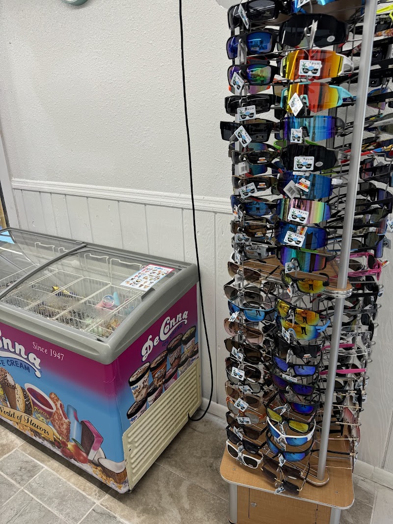 EZ MART photo 3