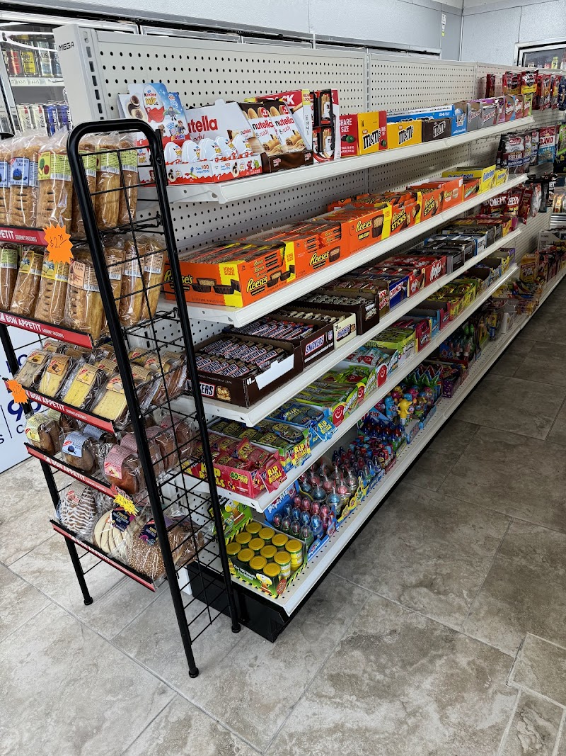 EZ MART photo 4