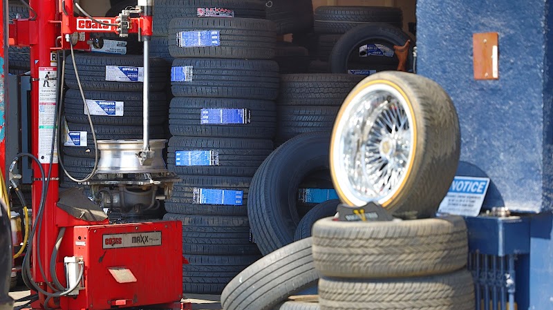 GONZALEZ TIRES 2, INC photo 4