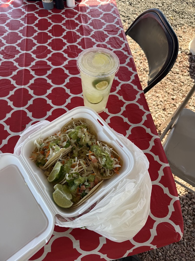 Pupusas & Tacos Arely taco truck photo 5