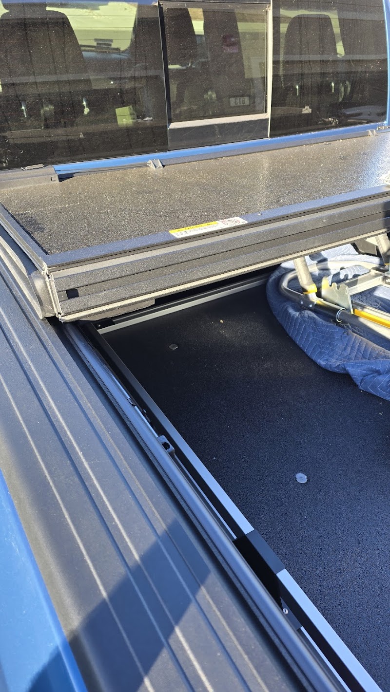 Vaca Valley Truck & Sport Utility Center photo 3