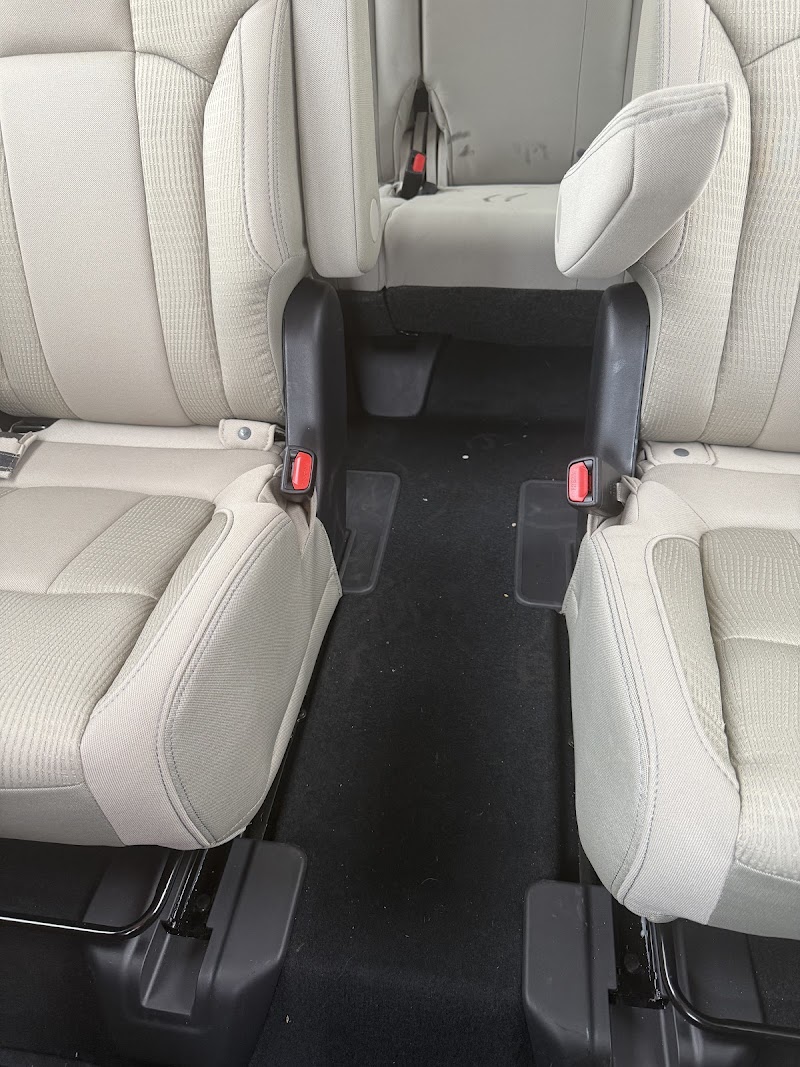 Avis Car Rental photo 3