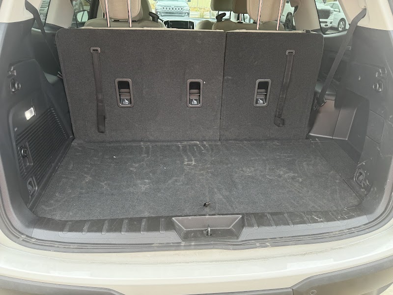 Avis Car Rental photo 2