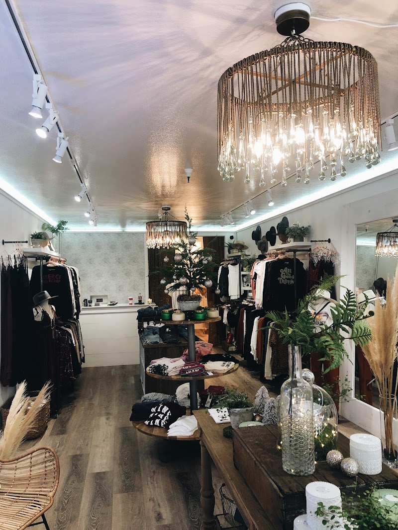 Pink Arrows Boutique photo 3