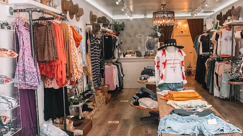 Pink Arrows Boutique photo 2