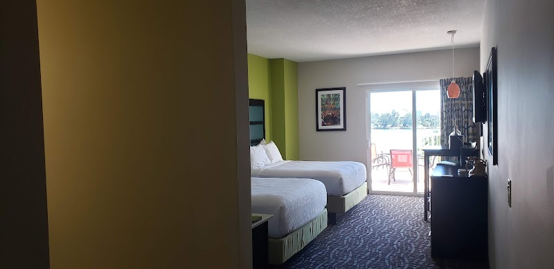 Shephard's Beach Resort photo 2