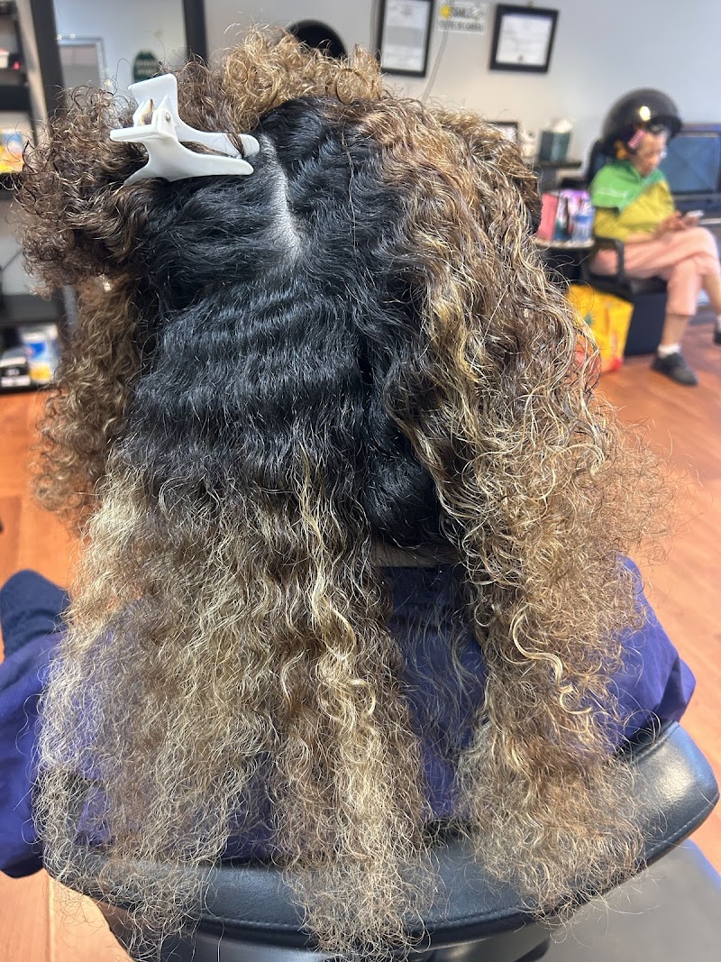 Multicultural Hair Studio photo 4