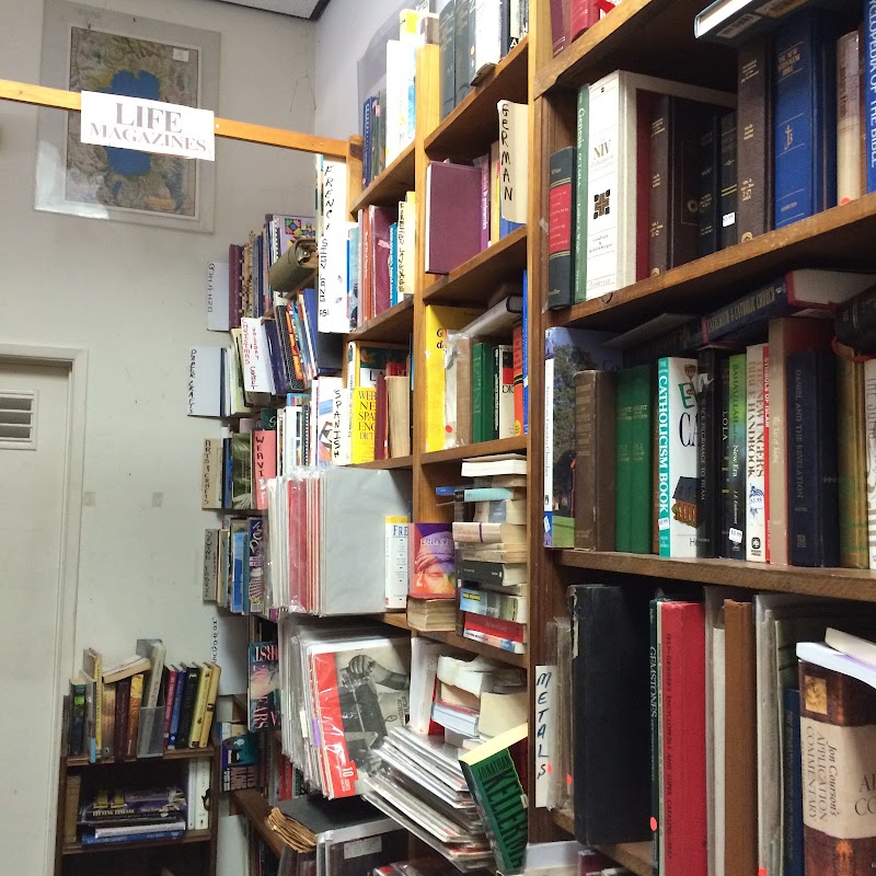 Once Read Books photo 5