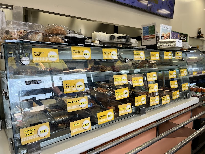 Goldilocks Bakeshop and Restaurant photo 5
