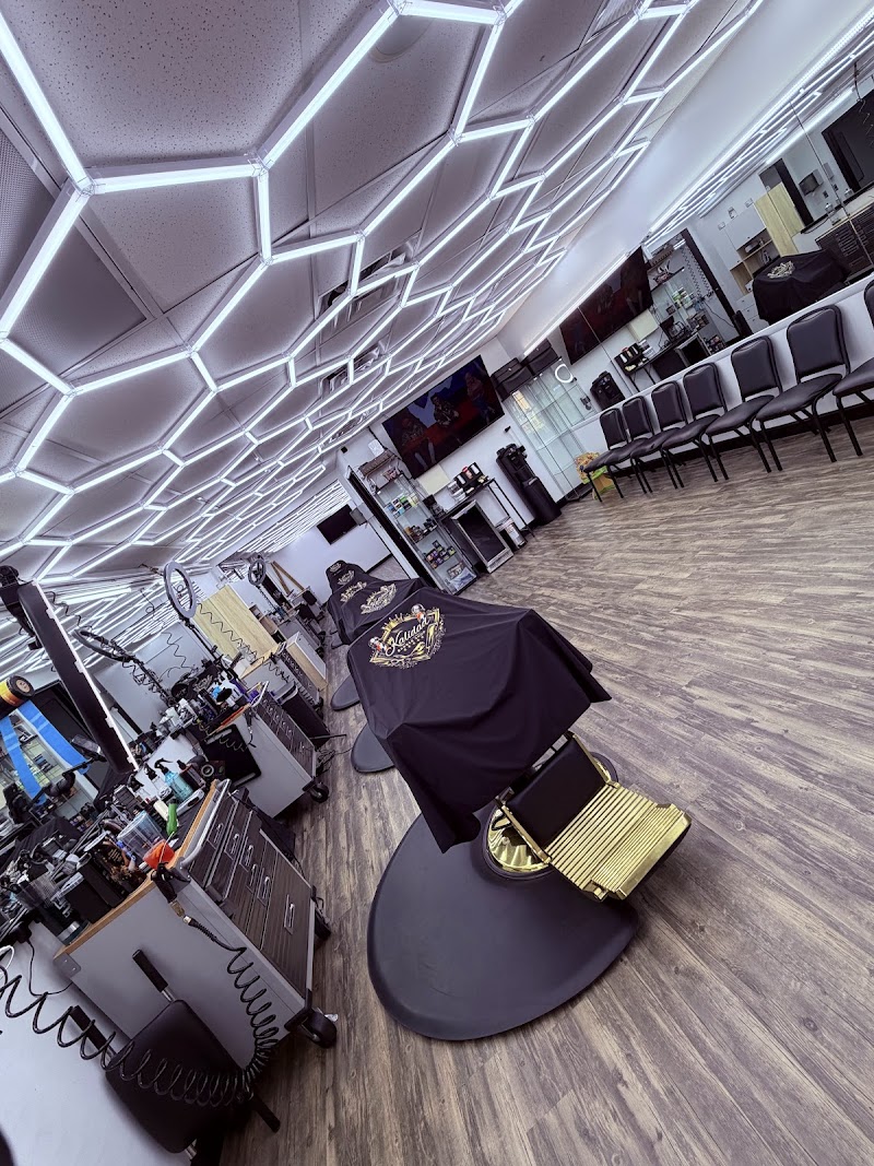 Kalidad Barbershop photo 2