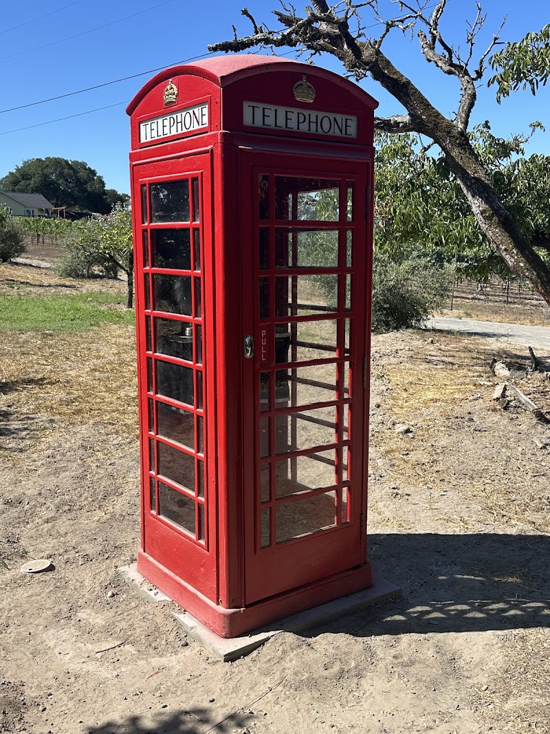 Photo of Classic British Telephone Booth