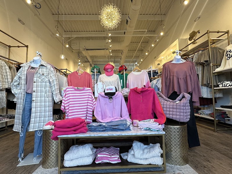 Apricot Lane Boutique photo 2