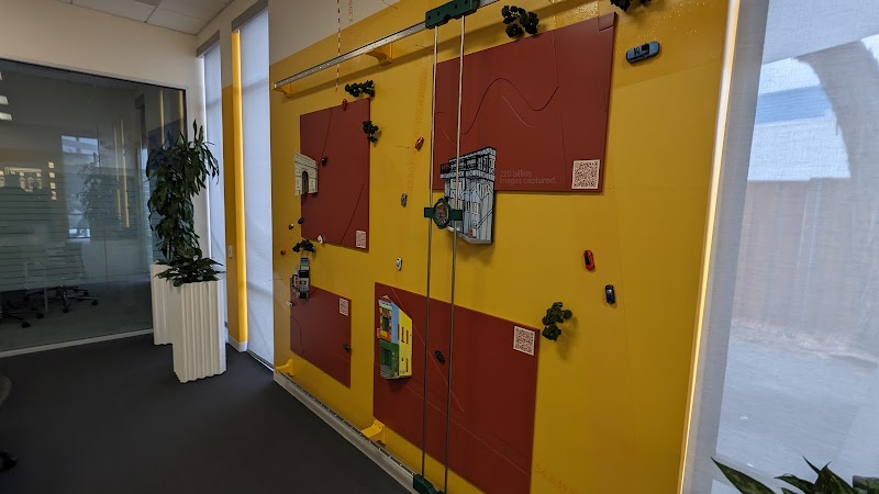 Google EM935 photo 2